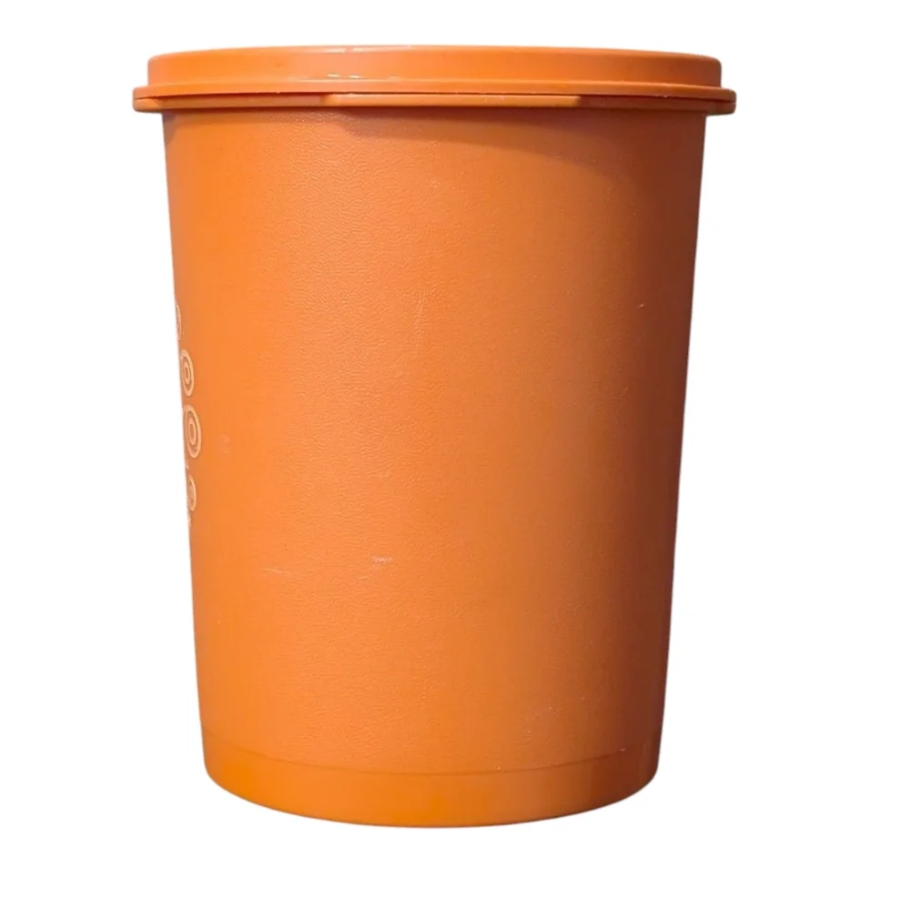 Tupperware Canister Container Orange Vintage 811-4 with Lid Retro VTG - Picture 2 of 10